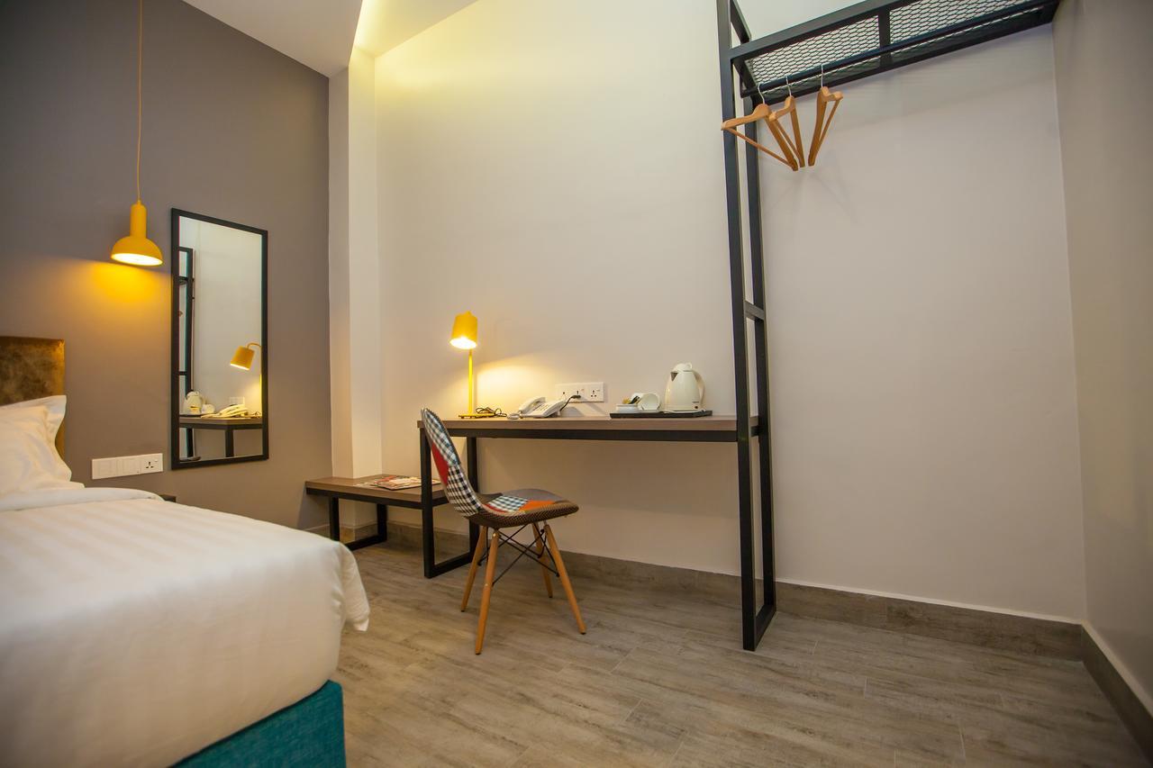 Bzz Hotel Skudai Εξωτερικό φωτογραφία